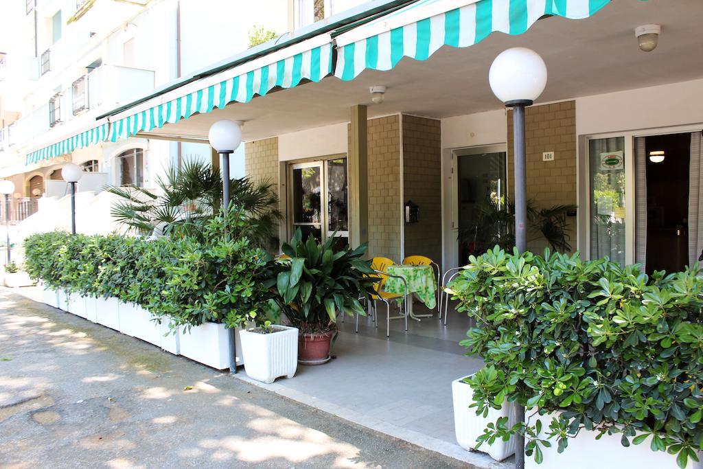 Hotel Leda Rimini Exterior foto